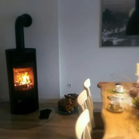 Apartment Gemuetliche 144qm Altbauwohnung In Koblenz Am Hbf *