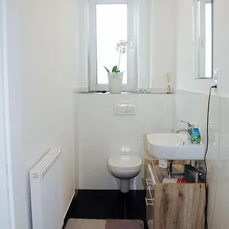Apartment Gemuetliche 144qm Altbauwohnung In Koblenz Am Hbf *